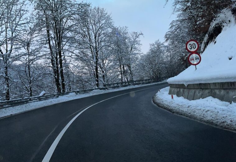 Ger, zăpadă și polei în Maramureș. Temperaturi de până la minus 8 grade. Stratul de zăpadă ajunge la 60 cm