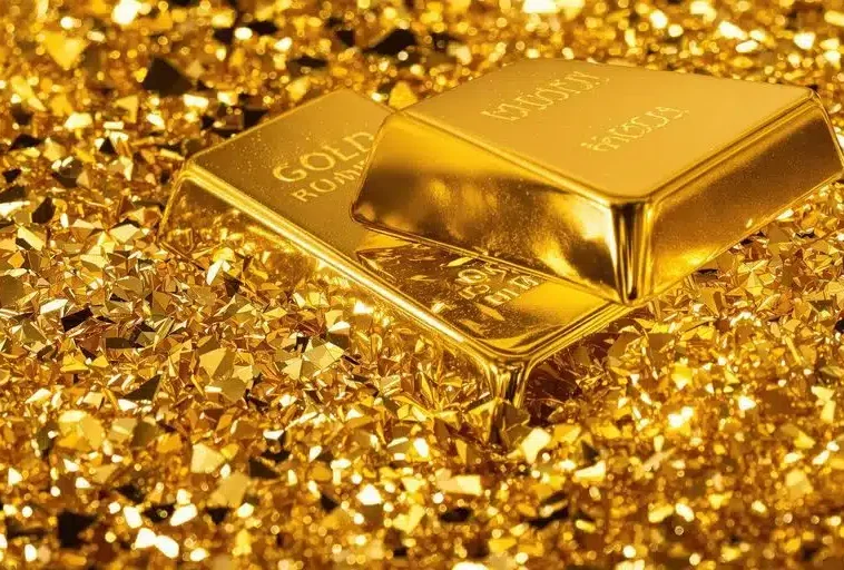 Prețul aurului a atins un nou record, depășind 5000 de dolari pe uncie
