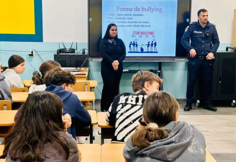 Curajul de a spune „nu”. Polițiștii din Baia Sprie, discuții cu elevii despre bullying