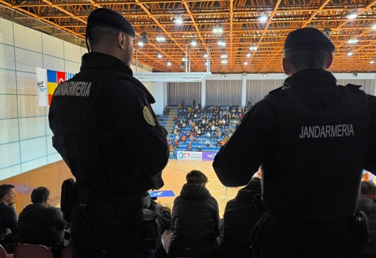 Beat la meciul de handbal – Spectator amendat cu 1.000 de lei la CS Minaur – Gloria Bistrița