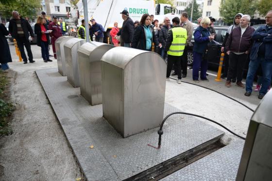 Baia Mare extinde rețeaua de colectare selectivă cu 100 de containere îngropate