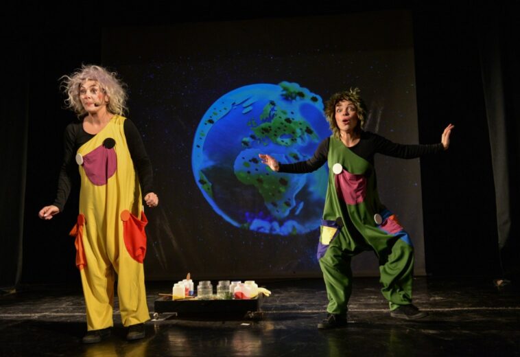 Sâmbăta dimineața la Teatrul de Păpuși