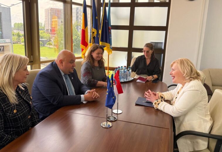 Ambasadoarea Croației – prima vizită în Maramureș. Breb, Mănăstirea Bârsana și Cimitirul Vesel din Săpânța pe lista diplomatului