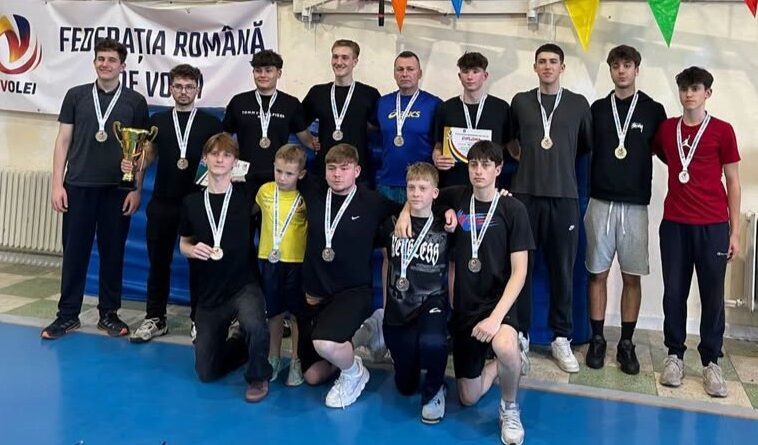 CSȘ 2 Baia Mare, vicecampioana României la volei U17 după turneul final de la Galați