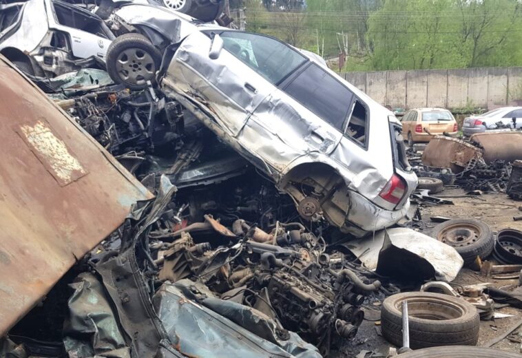 Controale la dezmembrări auto și fier vechi în Maramureș. Amenzi de 19.000 de lei și un dosar penal