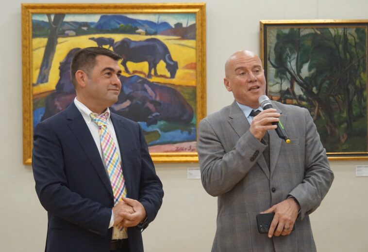 Ministrul Culturii, la Baia Mare pentru expoziția care marchează 130 de ani de artă băimăreană