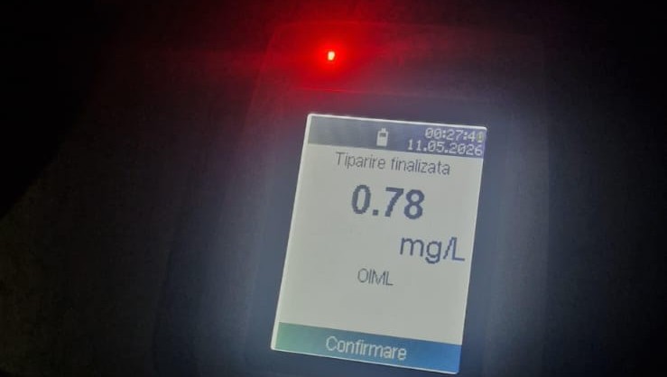 L-au prins cu viteză peste limită în Baia Sprie. Nici etilotestul nu i-a fost favorabil
