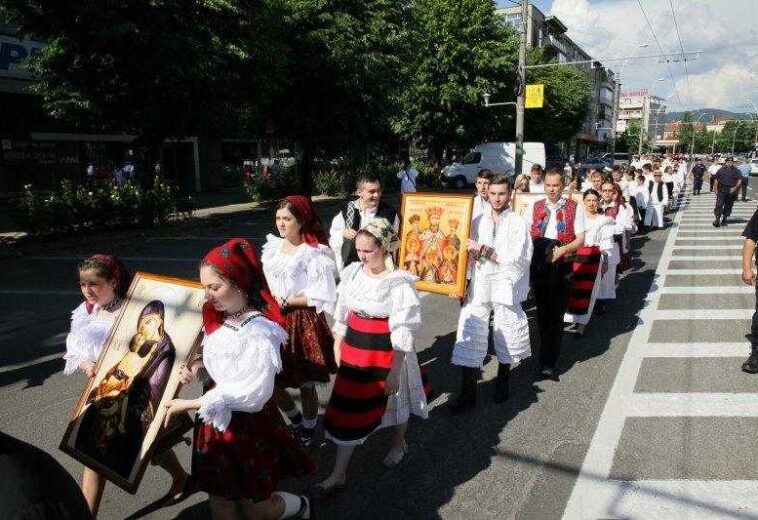 Restricții de circulație în Baia Mare pentru Procesiunea de Rusalii. Programul şi traseul pe care vor merge credincioșii