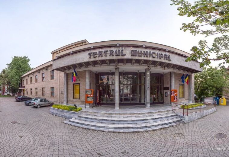 Parcarea din fața Teatrului Municipal Baia Mare rezervată în perioada 13 – 19 iunie