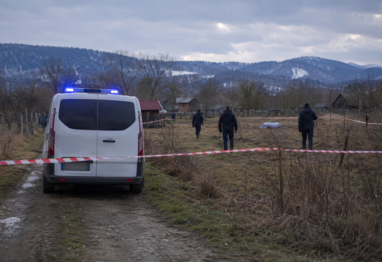 Descoperire tragică pe un teren din Cicârlău. Un tânăr de 15 ani a fost găsit fără viață