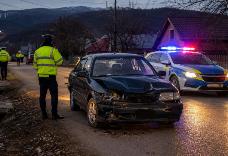 Accident în Săliștea de Sus. Șofer fără permis, reținut 24 de ore. Etilotestul a indicat 1,35 mg/l