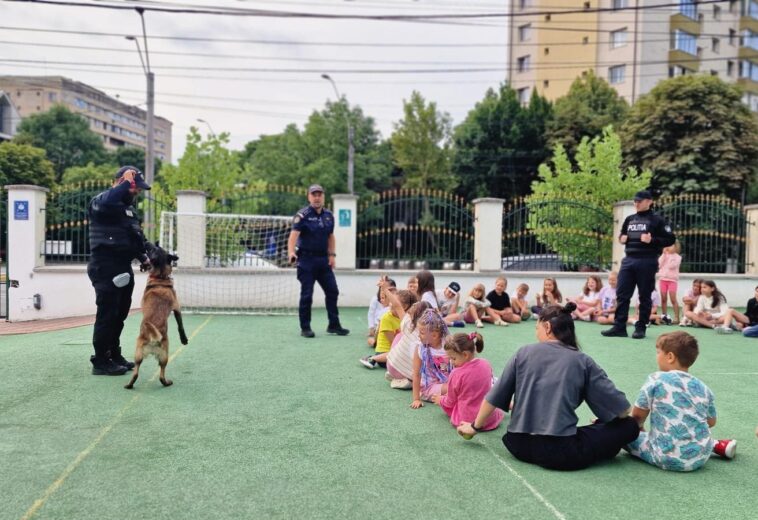 Când martorul vorbește, bullying-ul tace! – 200 de participanți la activitățile organizate de polițiști în taberele și școlile de vară