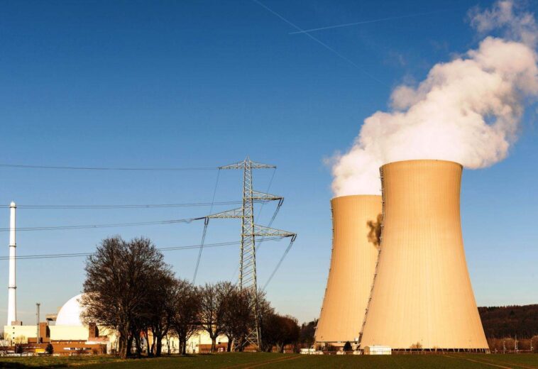 Al doilea reactor nuclear de la Cernavodă a fost oprit din cauza debitului scăzut al Dunării