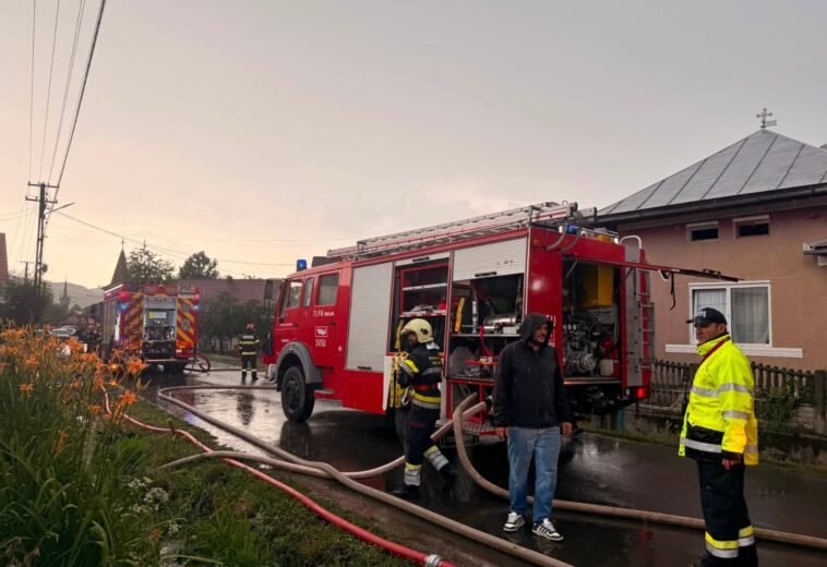 Furtunile au lăsat pagube în patru localități din Maramureș. Drumuri, podețe și o locuință, afectate