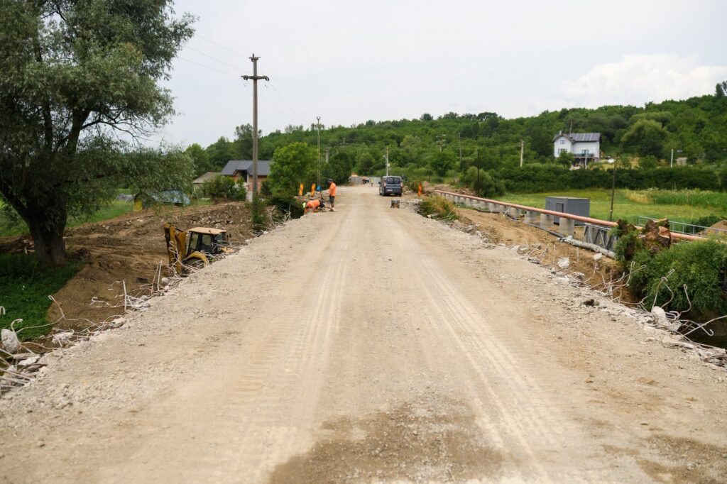 Vedere spre Hagău dinspre Podul Cătălina