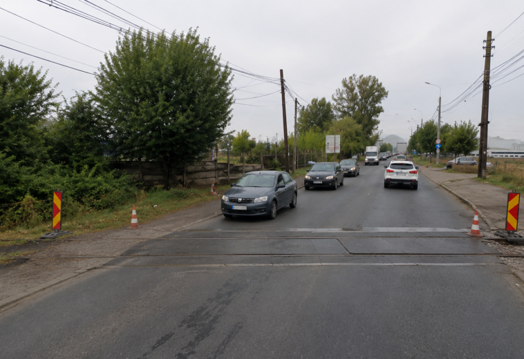 Restricții pe bulevardul Unirii, în zona CAV. Traficul va fi dirijat pe o singură bandă