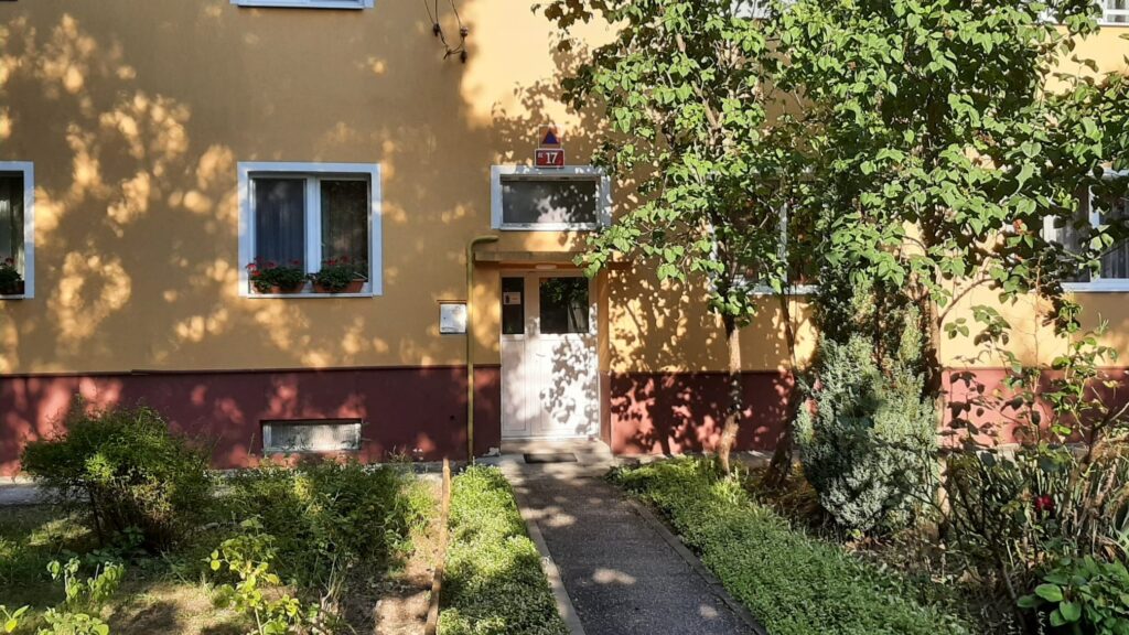 Adăpost civil public parțial funcțional Str. B. Ș. Delavrancea nr. 17