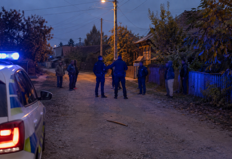 Foc de avertisment la Vălenii Lăpușului. Două familii s-au bătut cu obiecte contondente
