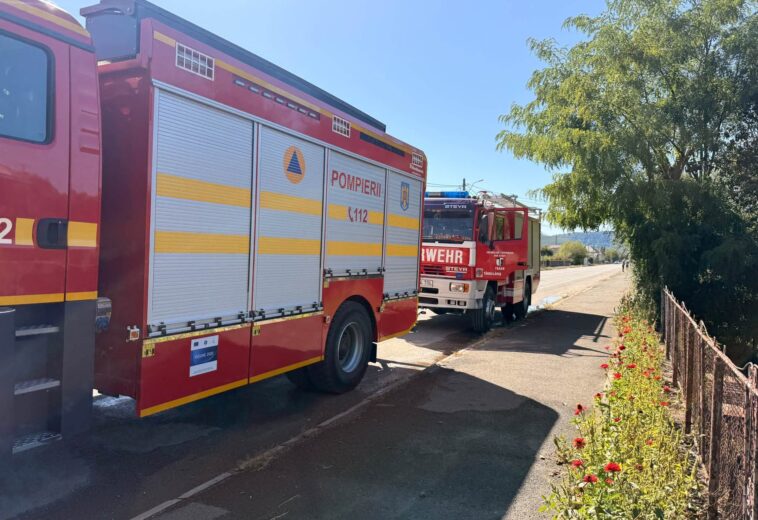 Două incendii de vegetație uscată în zona Târgu Lăpuș. Localnicii din Dămăcușeni au ajutat la stingerea focului