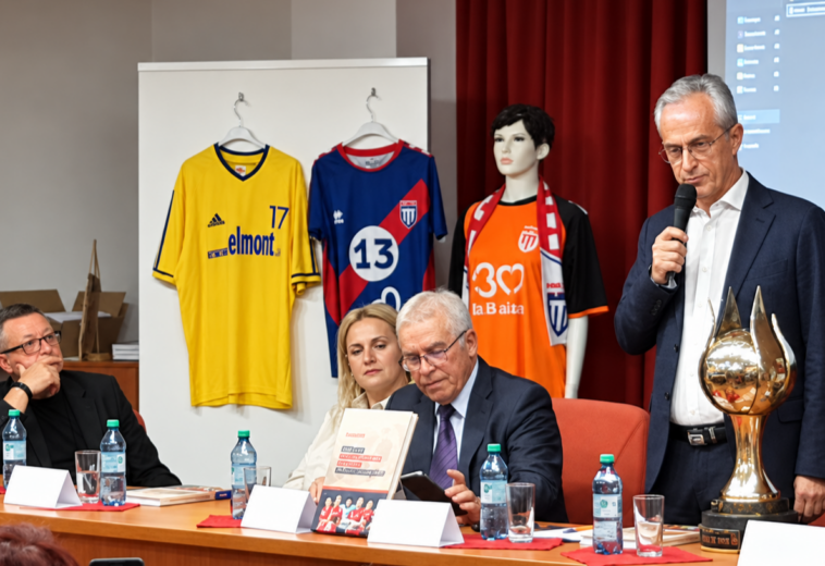 76 de ani de istorie a handbalului feminin puși între coperți de Daniel Kotecz
