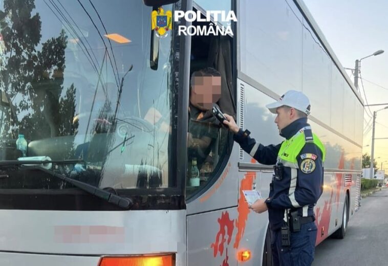 92 de autovehicule pentru transportul elevilor, verificate în Maramureș. Unul circula fără RCA