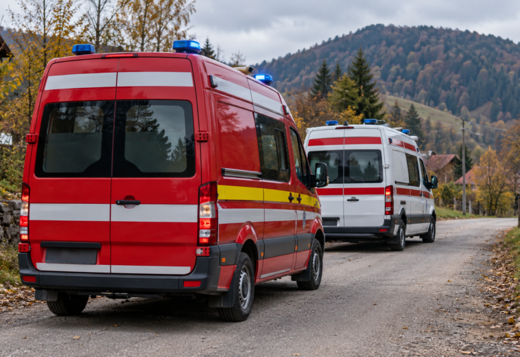 ACTUALIZARE – Copii dintr-un grup de turiști, cu greață și vărsături la Ocna Șugatag. Mai multe echipaje medicale, trimise la fața locului