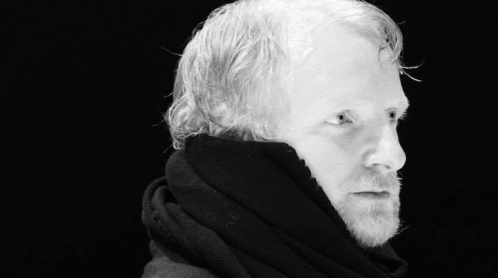 Richard Bovnoczki, băimăreanul care i-a jucat pe Hamlet, Eichmann și Proorocul Ilie. O carieră între marile teatre și scena independentă
