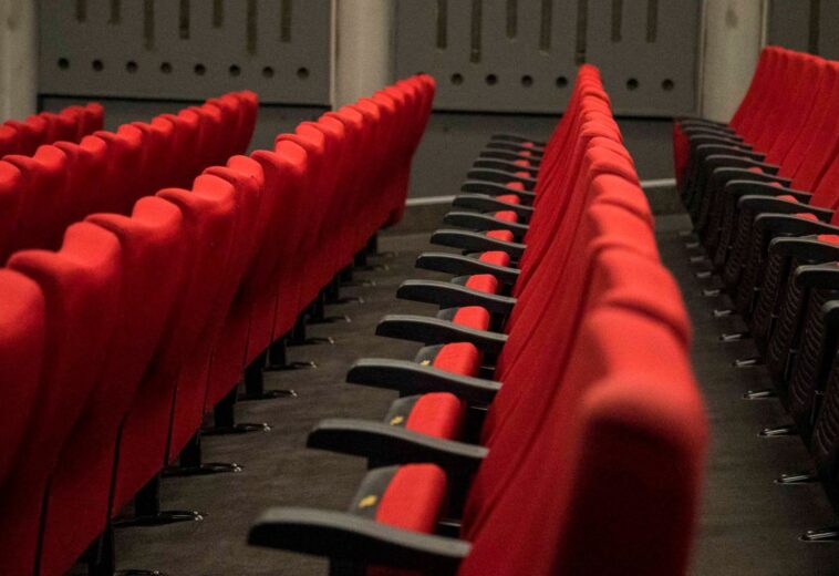 Contract semnat pentru renovarea Teatrului Municipal Baia Mare. Lucrările costă aproape 84 de milioane de lei